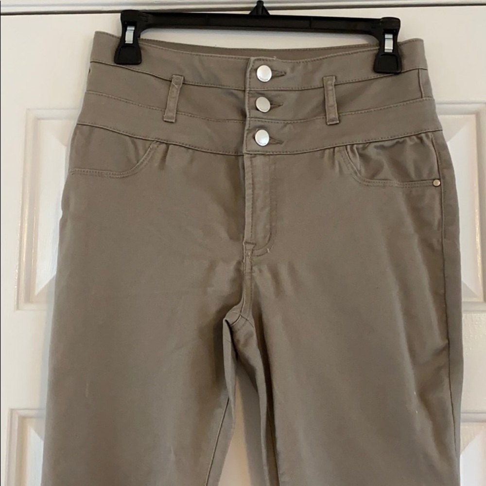 High-Wasted Skinny Jeggings